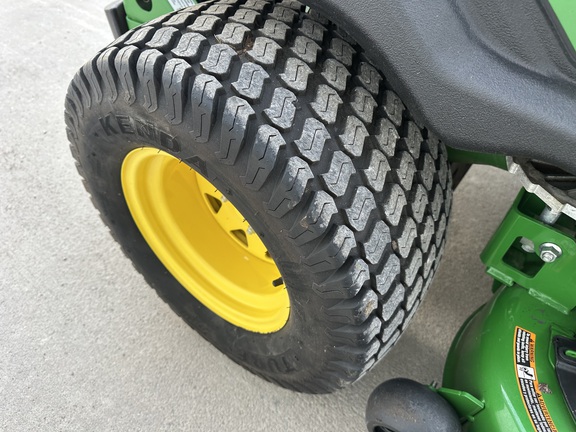 2023 John Deere Z920M Mower/Zero Turn