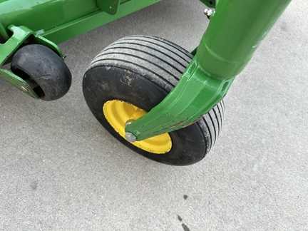 2023 John Deere Z920M Mower/Zero Turn
