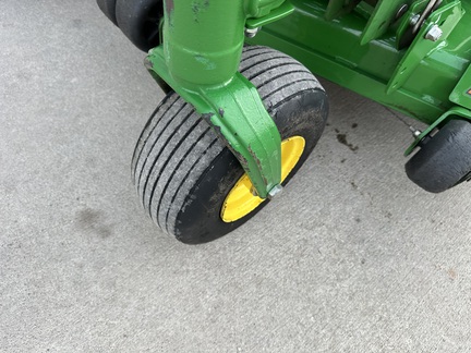 2023 John Deere Z920M Mower/Zero Turn