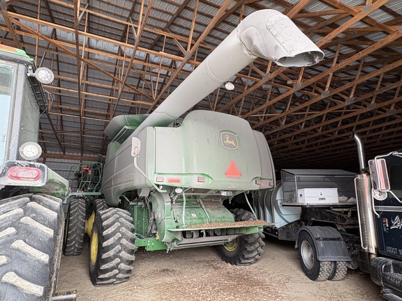 2008 John Deere 9770 STS Combine
