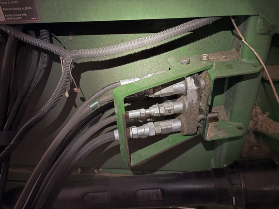 2011 John Deere 635F Header Combine