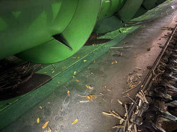 2011 John Deere 635F Header Combine