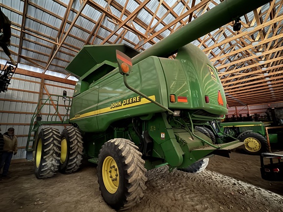 2001 John Deere 9650 STS Combine