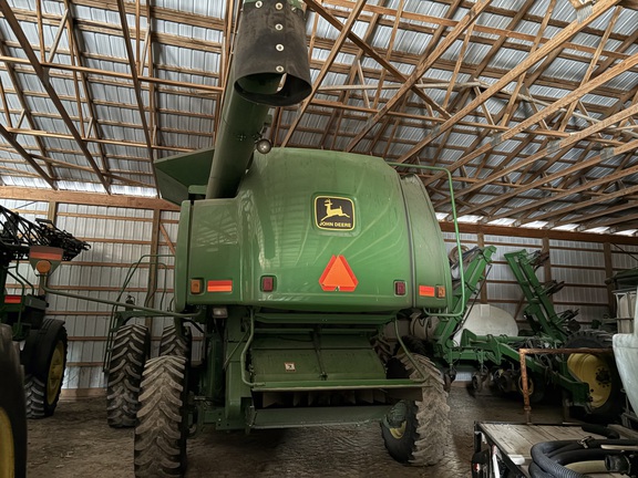 2001 John Deere 9650 STS Combine