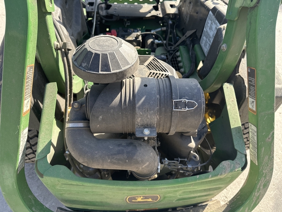 2023 John Deere Z950R Mower/Zero Turn