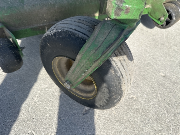 2023 John Deere Z950R Mower/Zero Turn