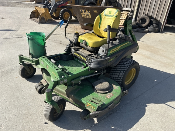 2023 John Deere Z950R Mower/Zero Turn