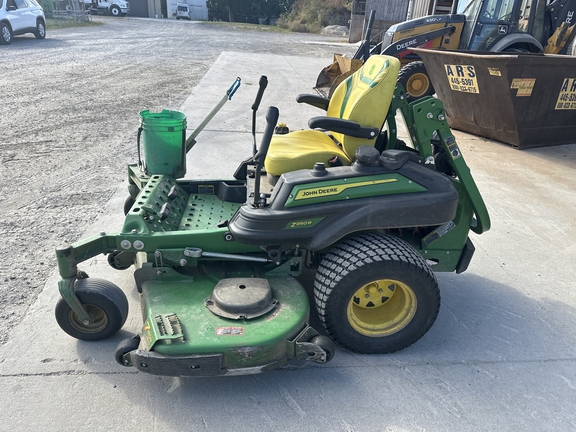 2023 John Deere Z950R Mower/Zero Turn