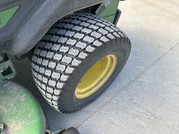 2023 John Deere Z950R Mower/Zero Turn