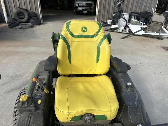 2023 John Deere Z950R Mower/Zero Turn