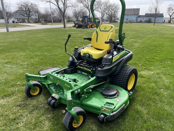 2023 John Deere Z950R Mower/Zero Turn