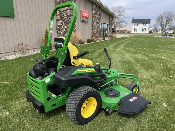 2023 John Deere Z950R Mower/Zero Turn