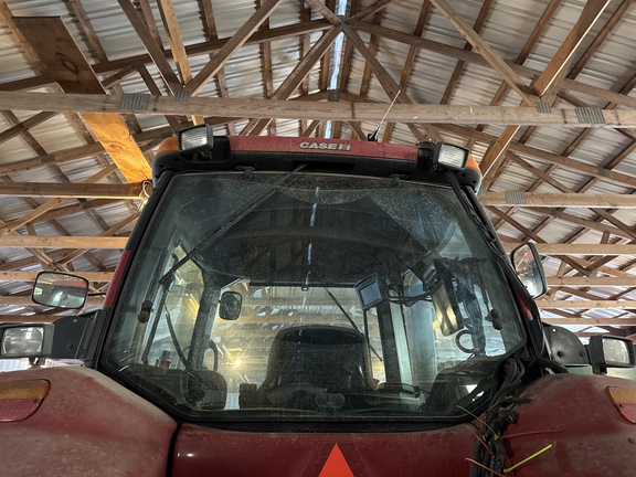 2011 Case IH Magnum 275 Tractor