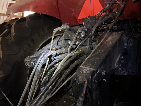 2011 Case IH Magnum 275 Tractor