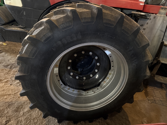 2011 Case IH Magnum 275 Tractor