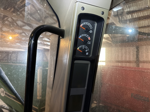 2011 Case IH Magnum 275 Tractor