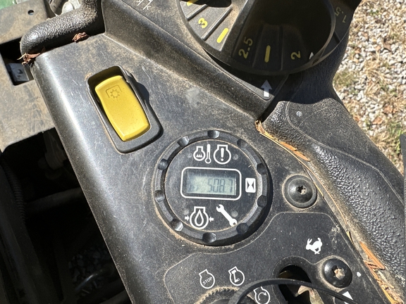 2022 John Deere Z930R Mower/Zero Turn