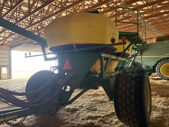 1998 John Deere 1900 Air Seeder