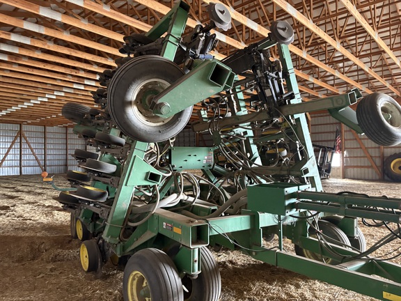 1998 John Deere 1900 Air Seeder