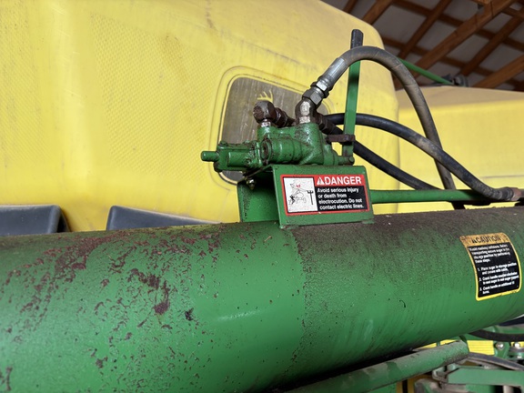 1998 John Deere 1900 Air Seeder