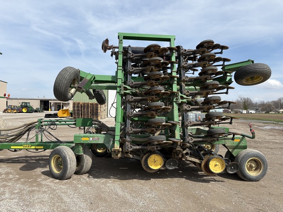 1998 John Deere 1900 Air Seeder