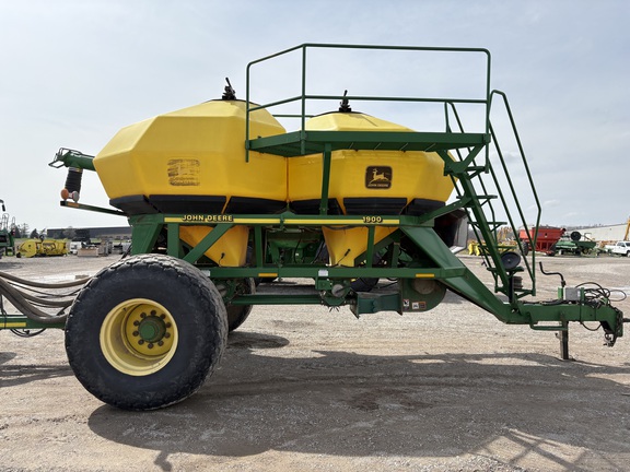1998 John Deere 1900 Air Seeder