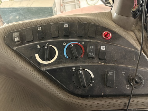 2013 Case IH Magnum 290 Tractor