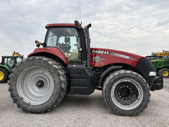 2013 Case IH Magnum 290 Tractor