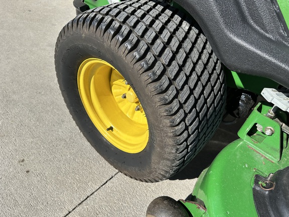2013 John Deere Z930R Mower/Zero Turn