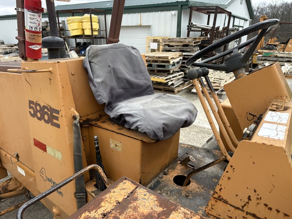 1986 Misc 586E Forklift