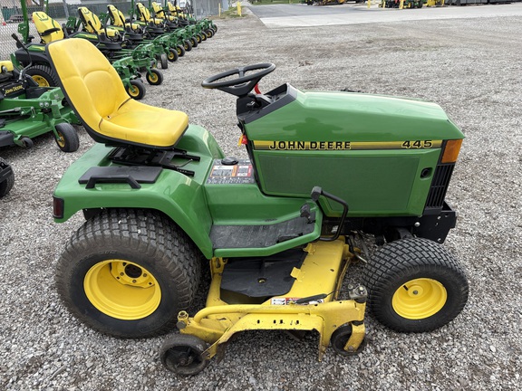 1998 John Deere 445 Garden Tractor