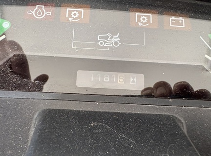 1998 John Deere 445 Garden Tractor