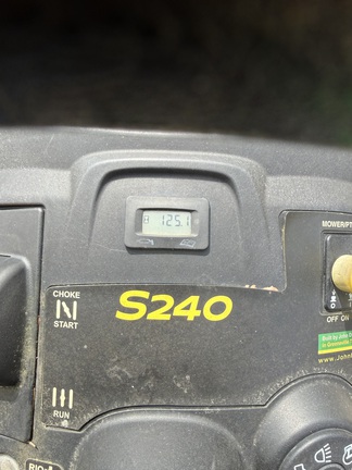 2017 John Deere S240 Garden Tractor