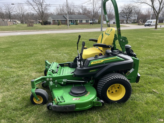2023 John Deere Z950R Mower/Zero Turn