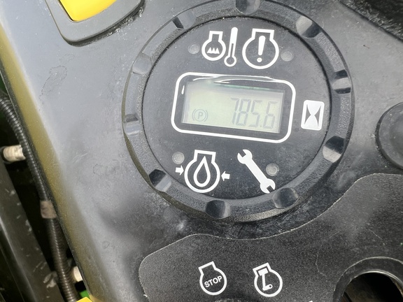 2023 John Deere Z950R Mower/Zero Turn