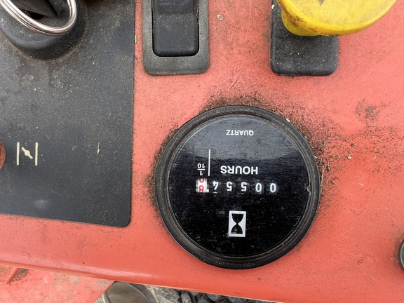 2005 Simplicity ZT2561-Stallion Mower/Zero Turn