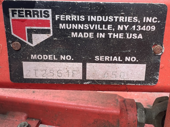 2005 Simplicity ZT2561-Stallion Mower/Zero Turn