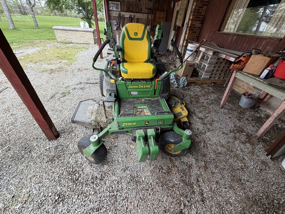 2022 John Deere Z530R Mower/Zero Turn