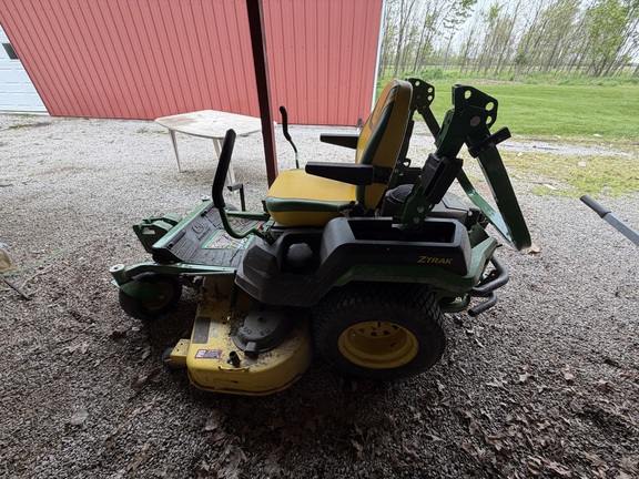 2022 John Deere Z530R Mower/Zero Turn