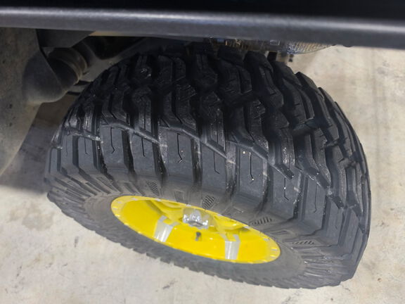 2023 John Deere XUV 835R ATV