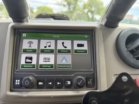 2023 John Deere XUV 835R ATV