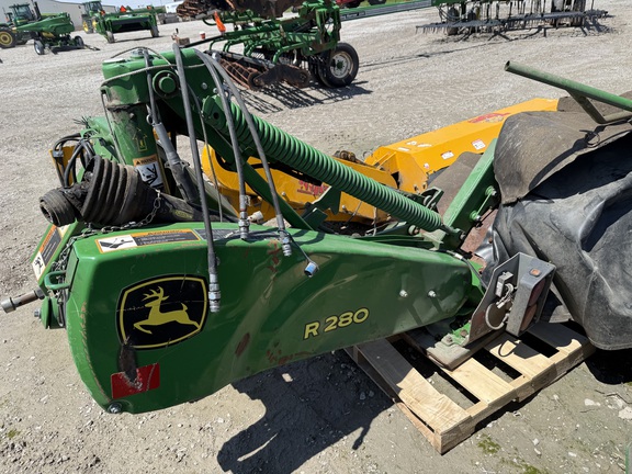 2015 John Deere R280 Mower