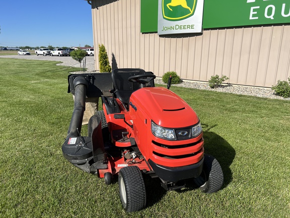 2016 Simplicity Broadmoor 25 Garden Tractor