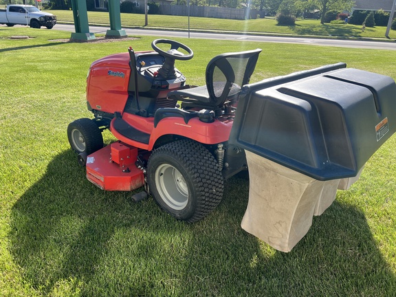2016 Simplicity Broadmoor 25 Garden Tractor