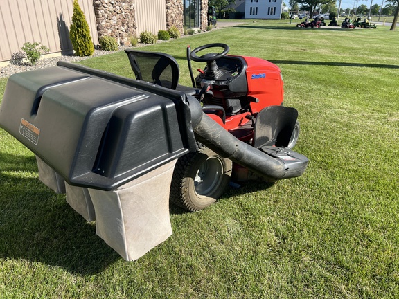 2016 Simplicity Broadmoor 25 Garden Tractor