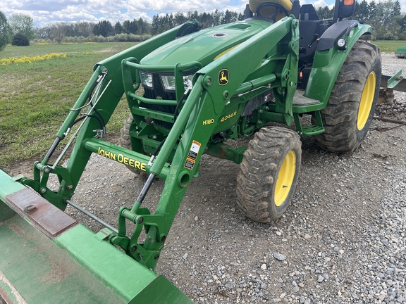 2016 John Deere 4044R Tractor Compact