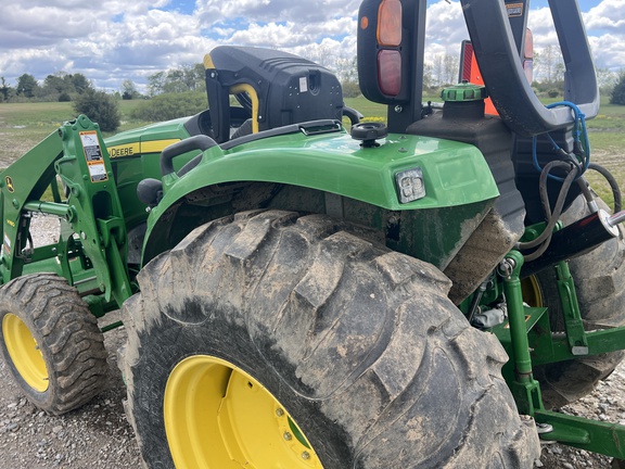 2016 John Deere 4044R Tractor Compact