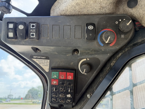 2013 John Deere 333E Compact Track Loader