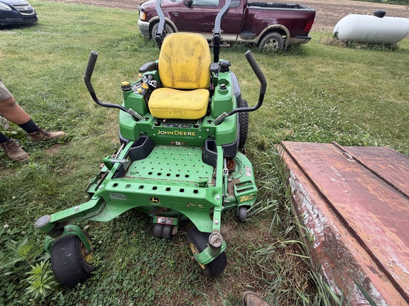 2012 John Deere Z925A Mower/Zero Turn