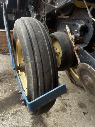 2001 Kinze 3600 Planter